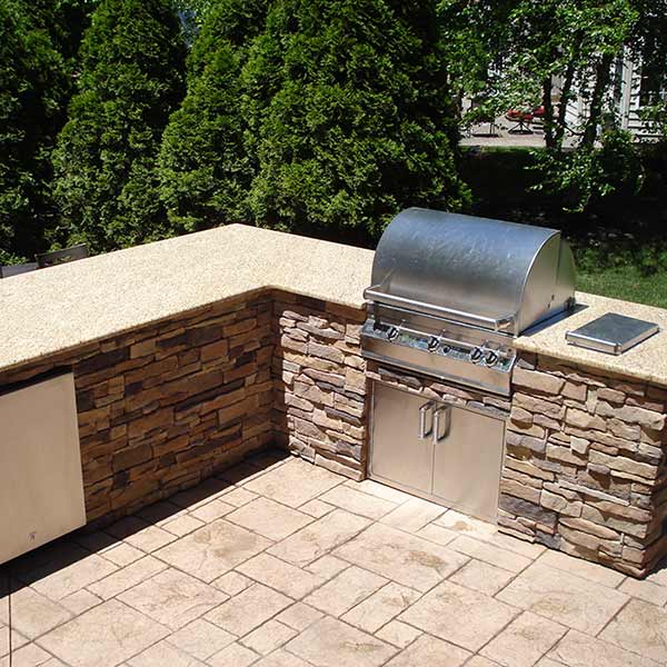 Outdoor Kitchen Contractor