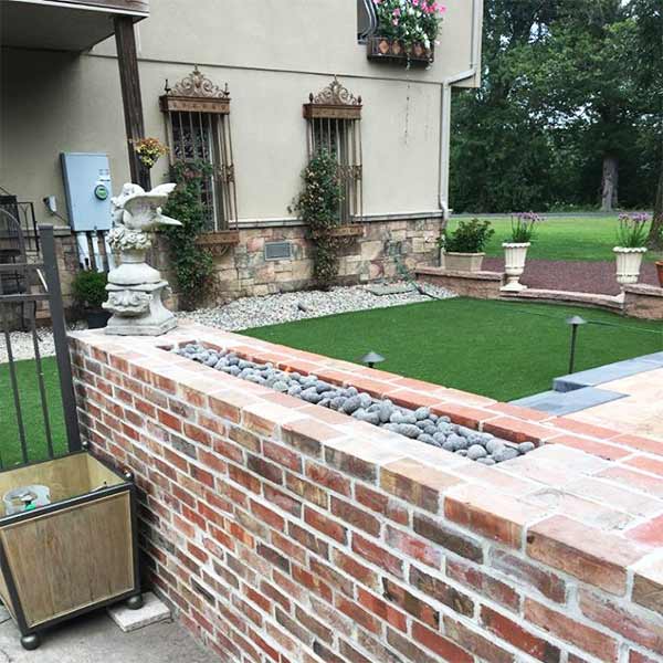 Custom Outdoor Fireplace Contractor